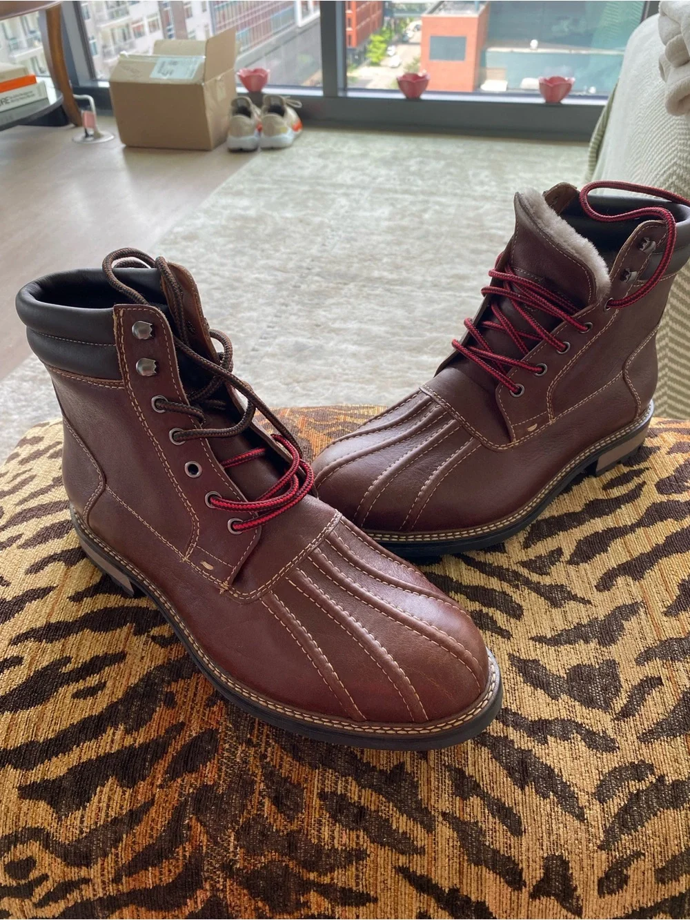 Johnston & Murphy Brown Leather Lace-Up  Boots with Red Laces. Size 9.5